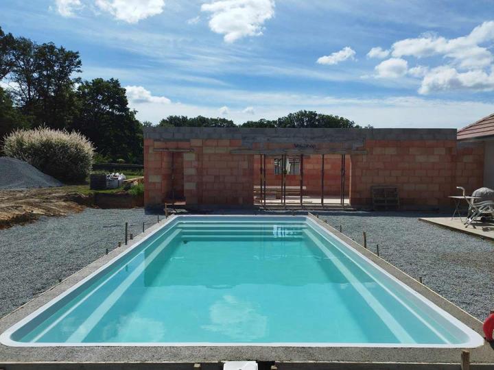 Fourniture et pose de piscines Autun